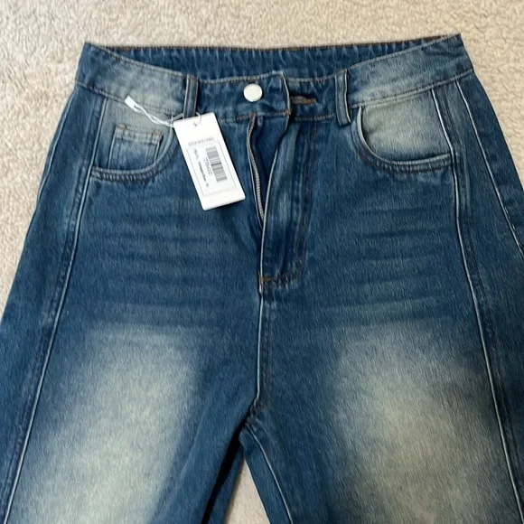 NEW Barrel Leg Denim Jean - Picture 3 of 6